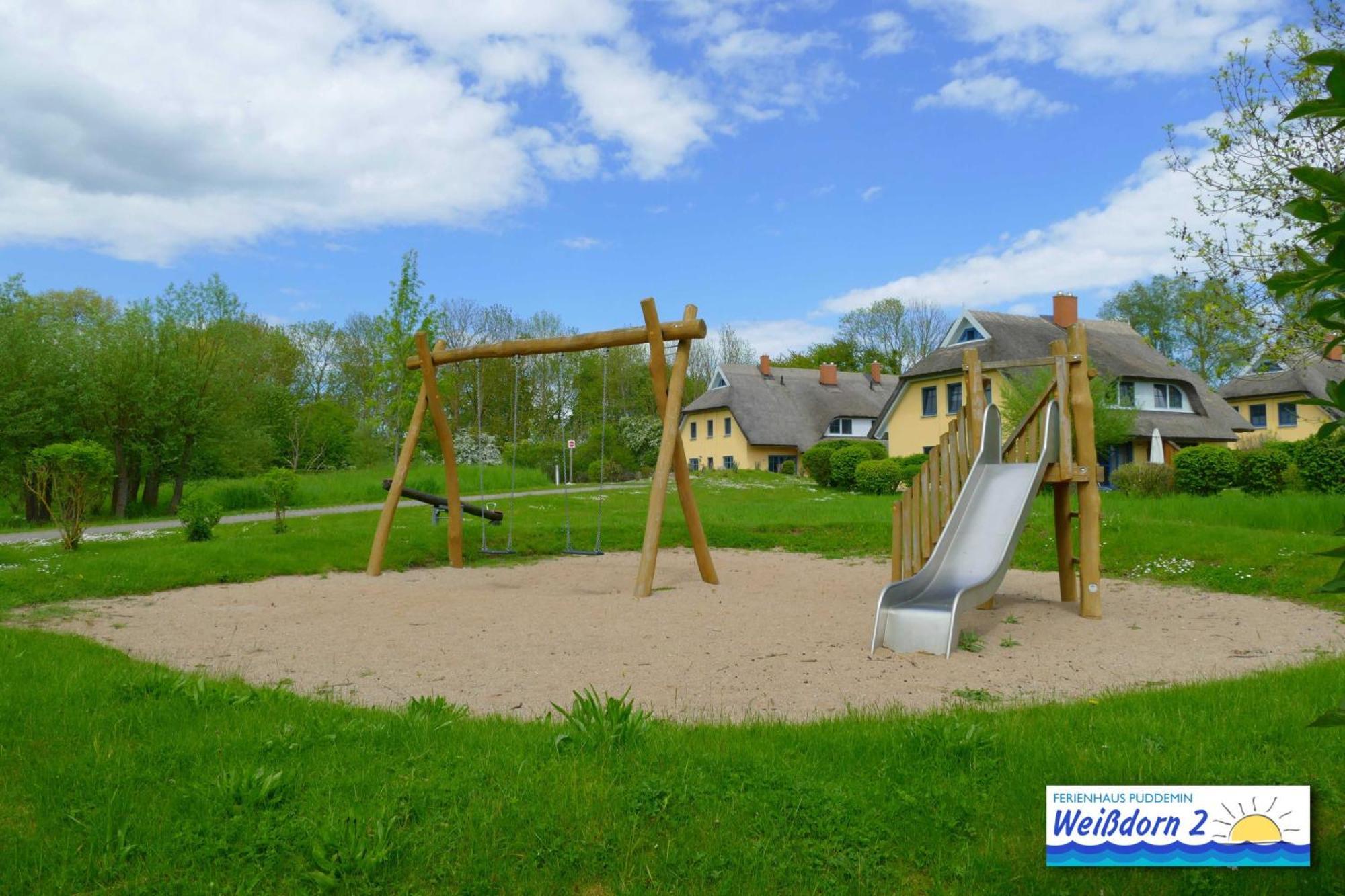 Villa Familienfreundliches Reetdachhaus Weissdorn 2 Puddemin Esterno foto