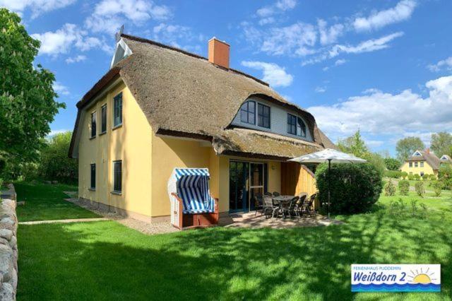 Villa Familienfreundliches Reetdachhaus Weissdorn 2 Puddemin Esterno foto